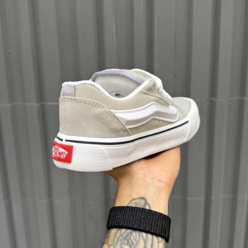 Vans Knu Skool