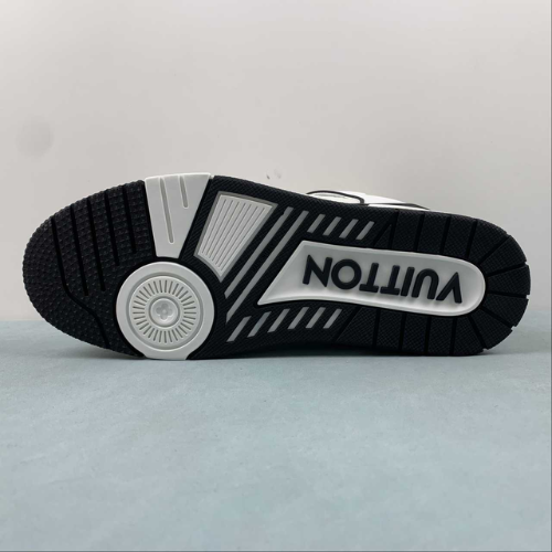 Louis Vuitton Trainer Paris White Black