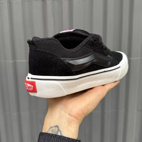 Vans Knu Skool