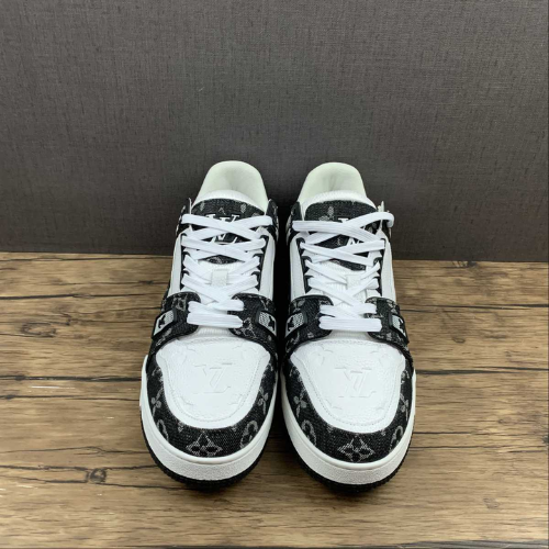 Louis Vuitton Trainer Black White Noir