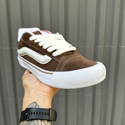 Vans Knu Skool