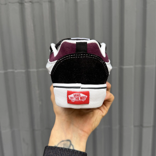 Vans Knu Skool