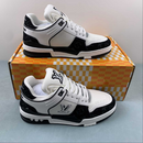 Louis Vuitton Trainer Paris White Black