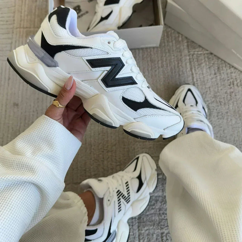 NEWBALANCE 9060 BRANCO PRETO