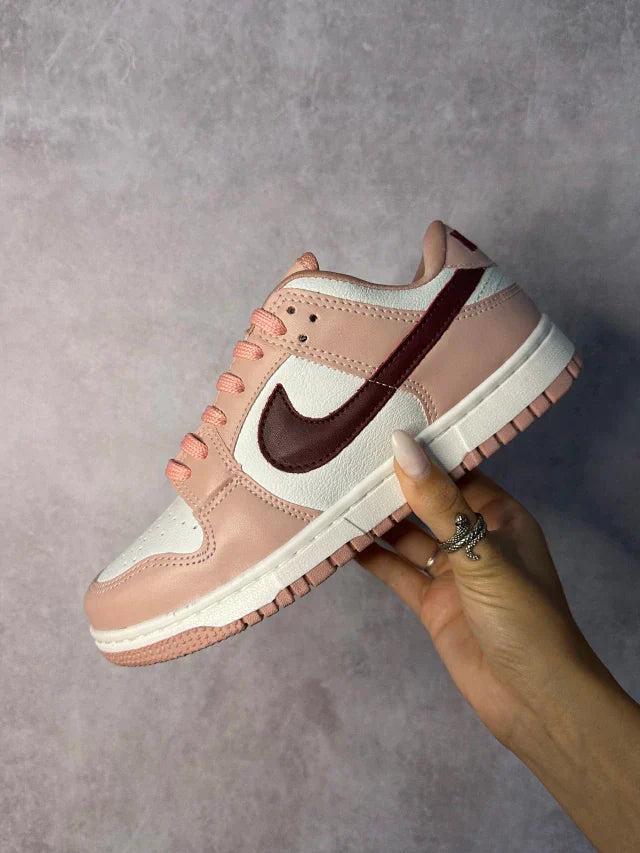 NIKE DUNK LOW ROSE