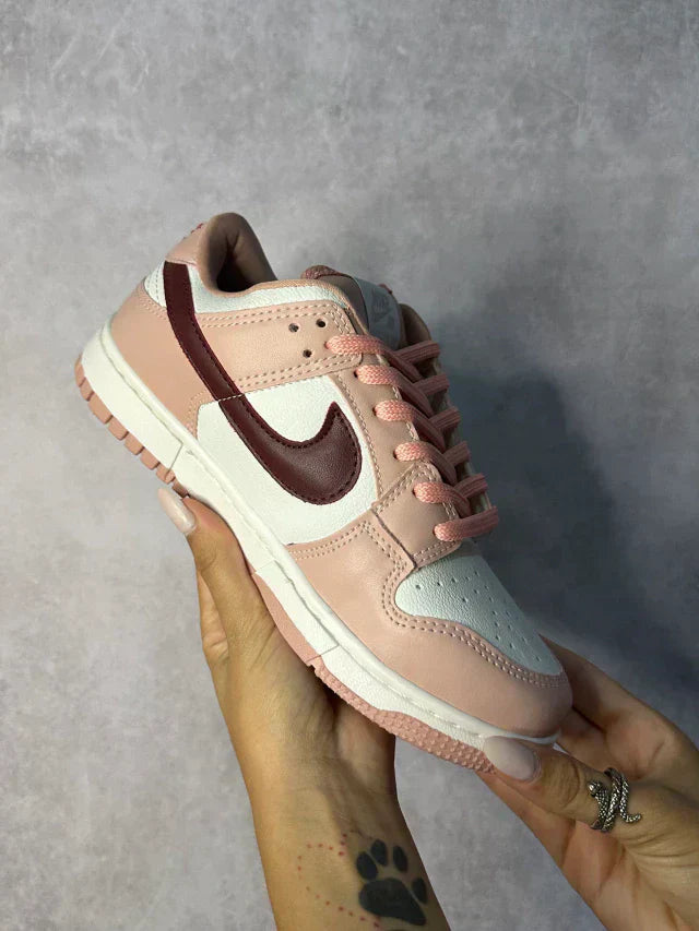 NIKE DUNK LOW ROSE