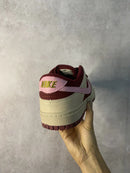 NIKE DUNK LOW VALENTINES