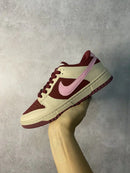 NIKE DUNK LOW VALENTINES