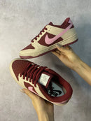 NIKE DUNK LOW VALENTINES