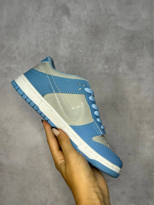 NIKE DUNK LOW BLUE SWOOSH