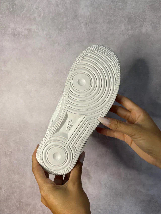 NIKE AIR FORCE 1 BRANCO