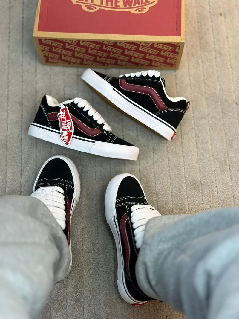 VANS KNU SKOOL PRETO/BORDO